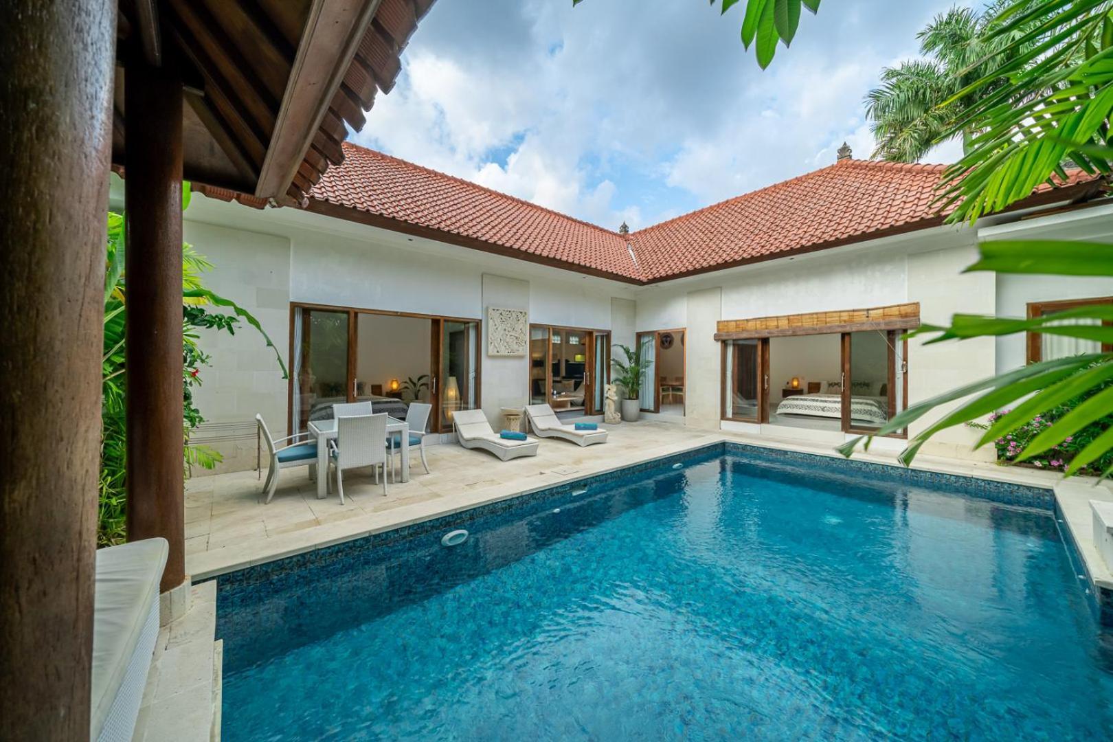 Villa Nemia Seminyak ภายนอก รูปภาพ